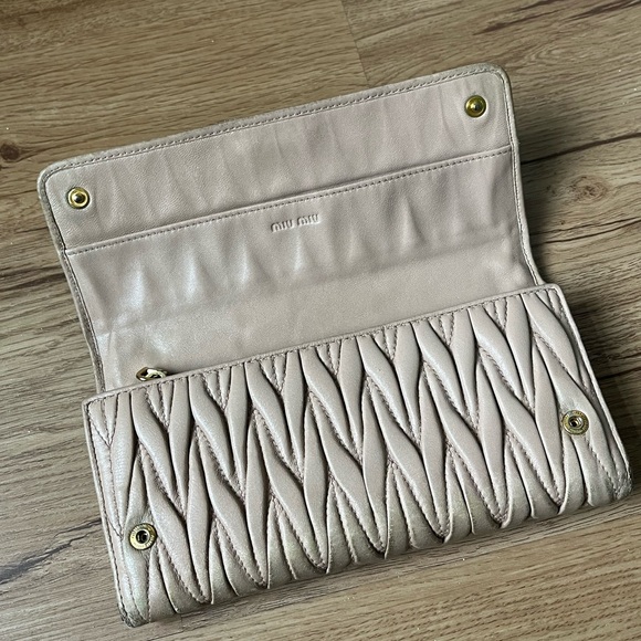 Miu Miu Wallet - Picture 11 of 13